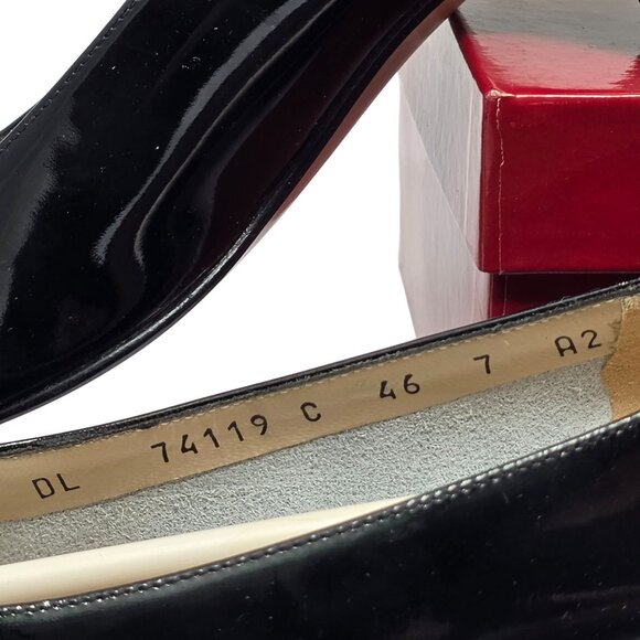 Salvatore Ferragamo Black Patent Leather Heels With Gold Buckle Size 7AA - Picture 5 of 9